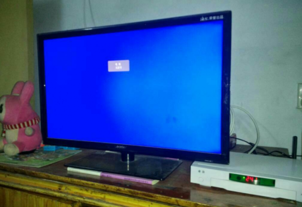 電視機藍屏
