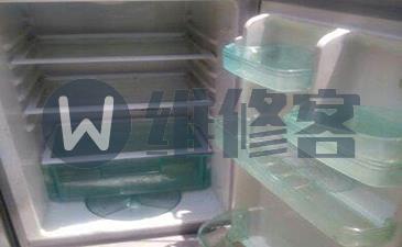 美菱冰箱漏水有哪些可能的原因？怎么解決？