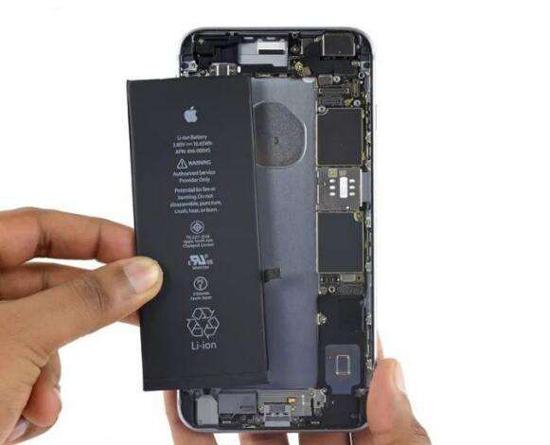 iphone電池更換庫(kù)存告罄，蘋果低價(jià)換電池或延遲