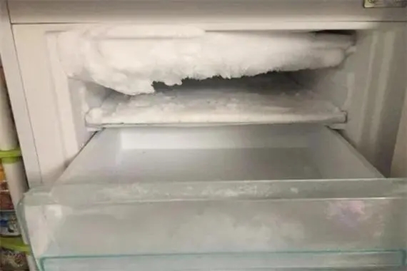 冰箱結冰原因是什么？冰箱結冰解決方法有哪些?